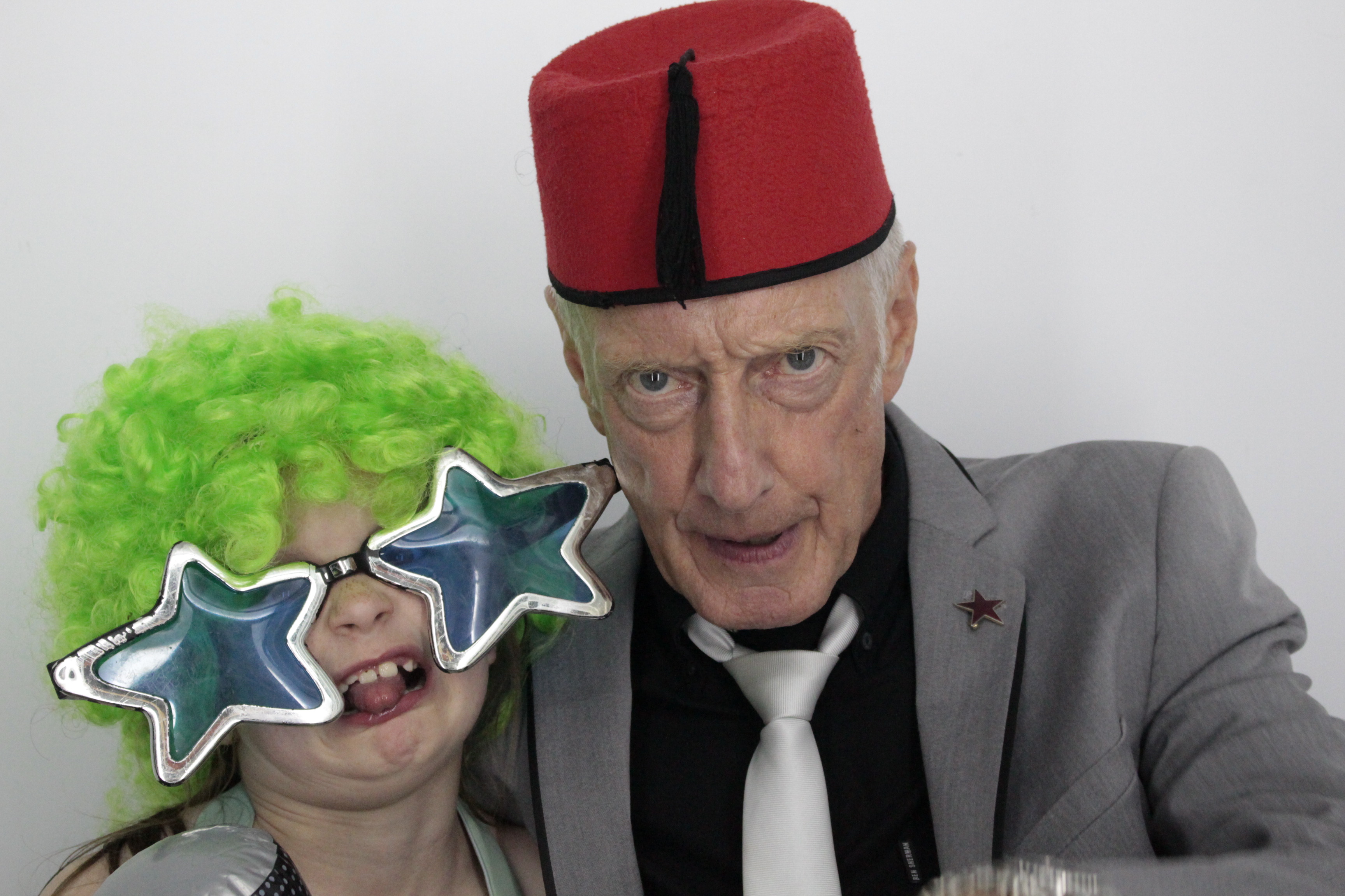 Jon and Sarah’s Wedding | View more photos from the event at gallery.myphotoboothexperience.co.uk/u/MyPhotoBoothExperienceLtd/Jon-and-Sarah’s-Wedding